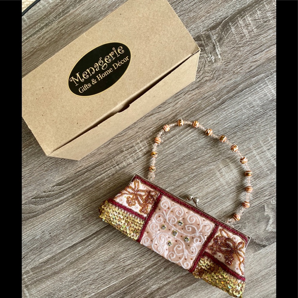 Cute beaded bag, new